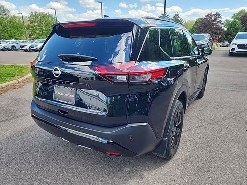 Used 2023 Nissan Rogue SV w/ SV Premium B Package AWD/4WD image 5