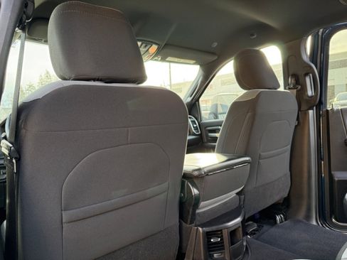 Used 2024 RAM 2500 Big Horn w/ Bed Utility Group image 18