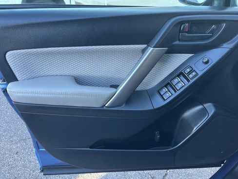 Used 2018 Subaru Forester 2.5i w/ Alloy Wheel Package image 20