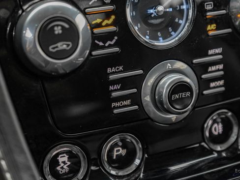 Used 2014 Aston Martin V8 Vantage S RWD image 69