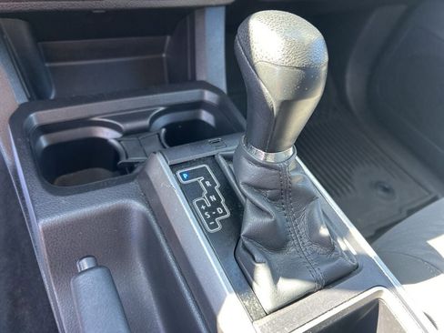 Used 2023 Toyota Tacoma SR5 w/ SR5 Appearance Package image 10