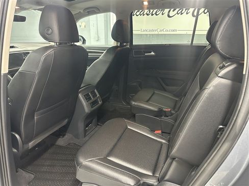 Used 2019 Volkswagen Atlas SEL R-Line FWD image 3