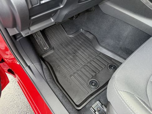 Certified 2025 Subaru Impreza 2.0i image 16