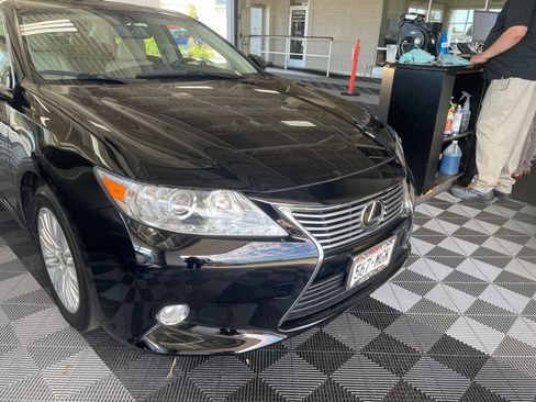 Used 2013 Lexus ES 350 w/ Luxury Pkg FWD image 19