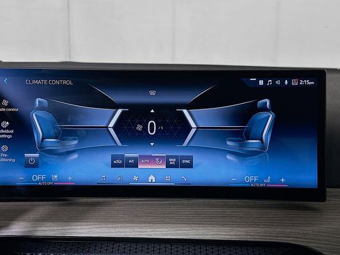 Used 2025 BMW 430i Convertible w/ Premium Package image 23