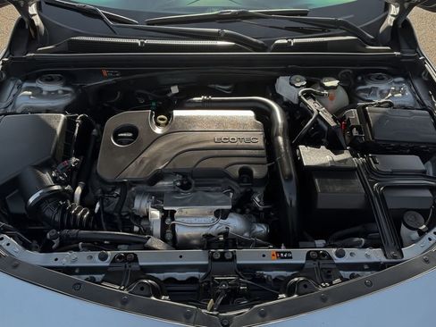 Used 2023 Chevrolet Malibu LT FWD image 32