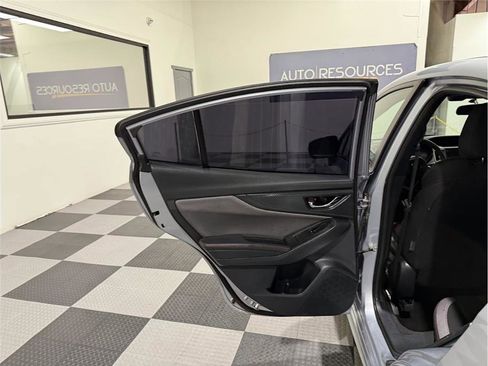 Used 2020 Subaru Impreza 2.0i Sport image 15