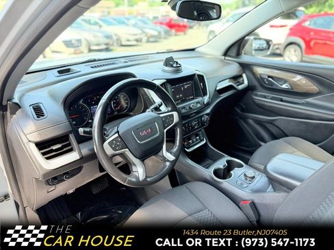 Used 2021 GMC Terrain SLE w/ Driver Convenience Package AWD/4WD image 12