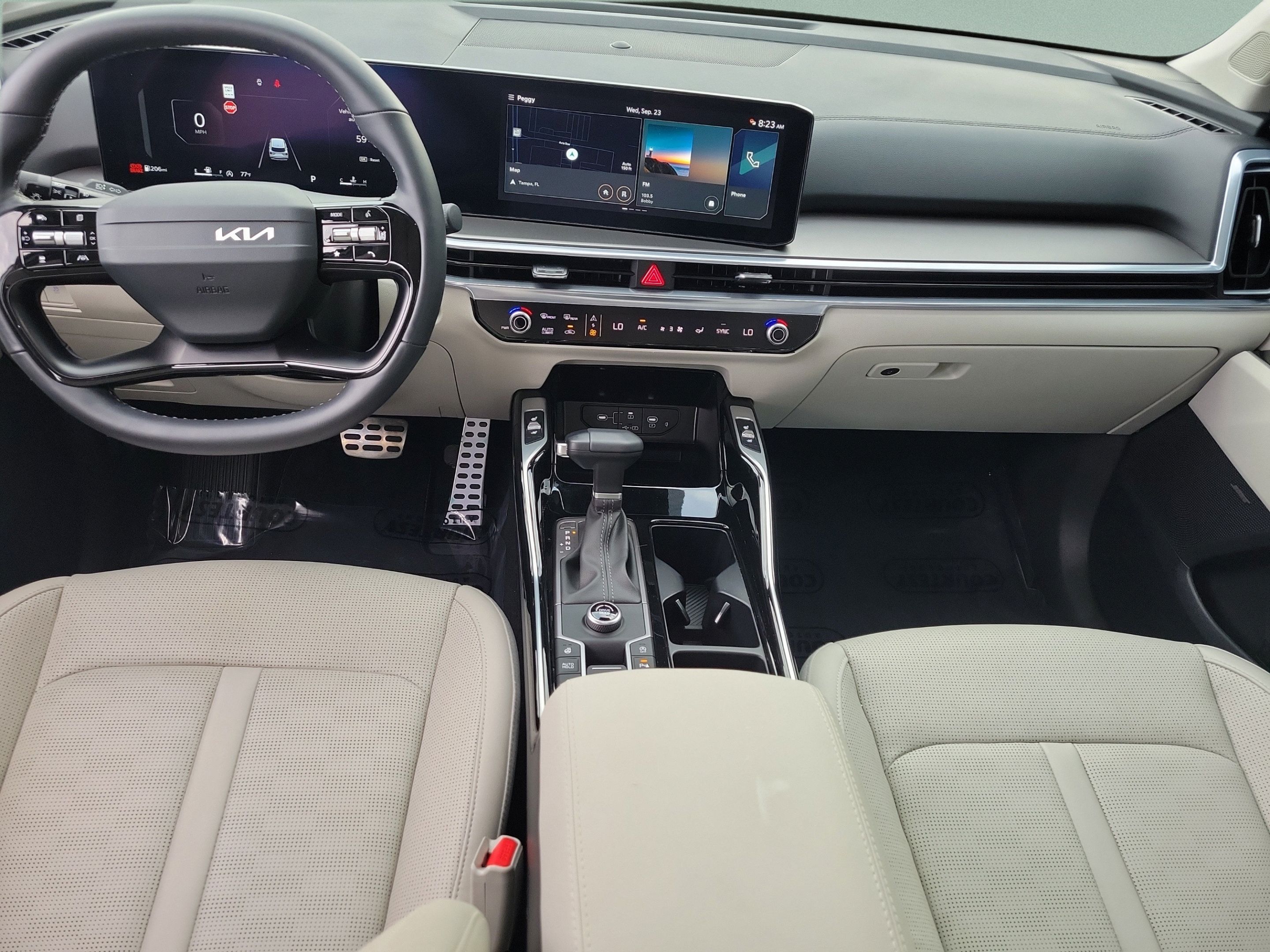 Certified 2026 Kia Sorento SX FWD image 10