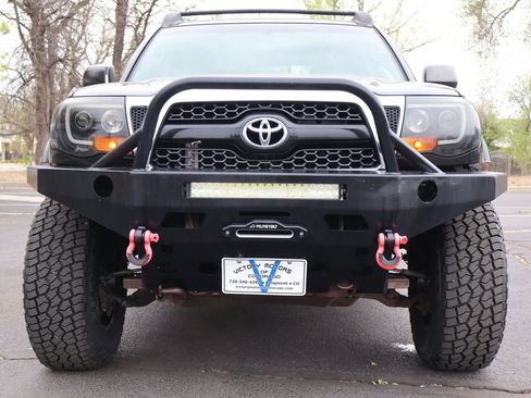 Used 2010 Toyota Tacoma 4x4 Double Cab image 13