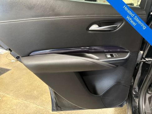 Used 2023 Cadillac XT4 Luxury image 12