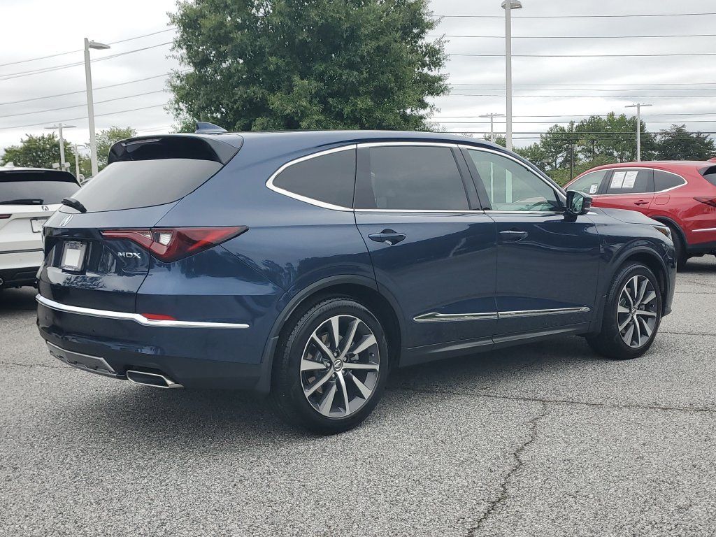 Certified 2026 Acura MDX w/ Technology Package FWD image 5