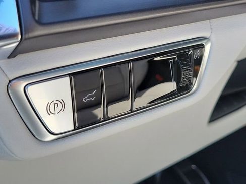 New 2026 Cadillac Vistiq Sport w/ LPO, Floor Liner Package AWD/4WD image 26