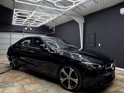 Used 2025 Mercedes-Benz C 300 Sedan image 4