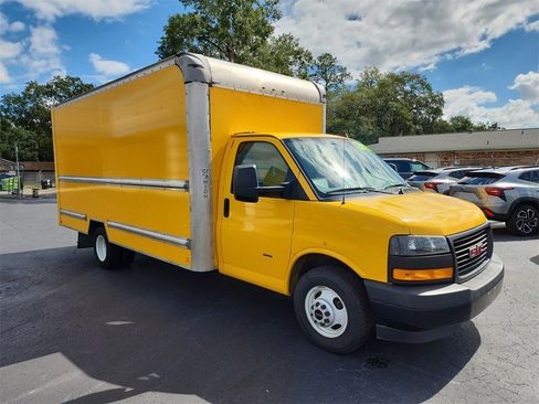 Used 2018 GMC Savana 3500 Extended w/ Driver Convenience Package image 2