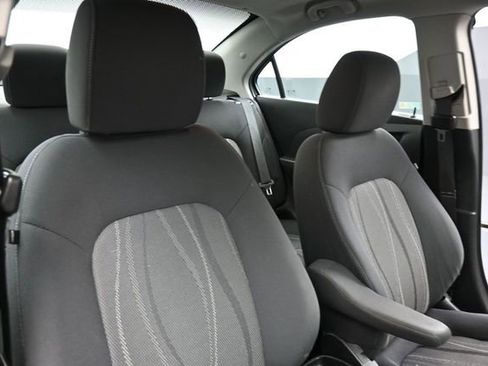 Used 2014 Chevrolet Sonic LT FWD image 23