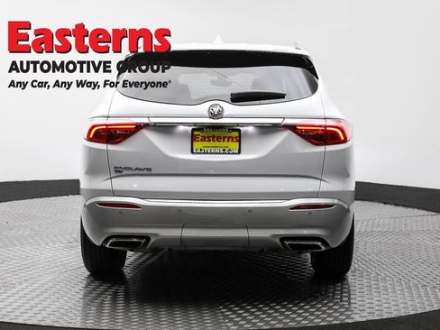 Used 2024 Buick Enclave Premium image 6
