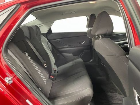Used 2023 Hyundai Elantra SEL w/ Convenience Package FWD image 24