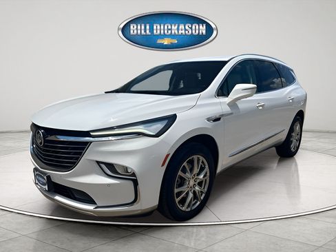 Used 2022 Buick Enclave Premium w/ Surround and Sites Package FWD image 3