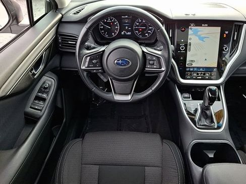 Used 2021 Subaru Outback Premium image 11