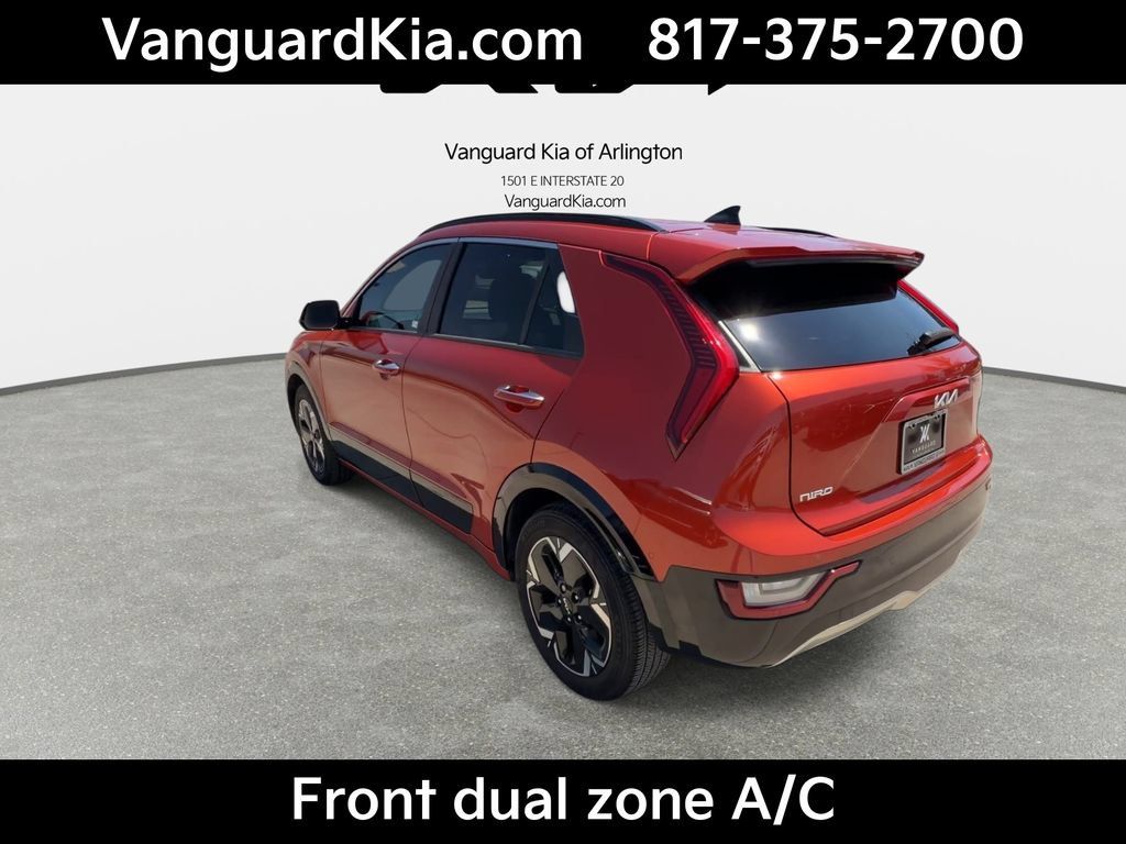 Certified 2023 Kia Niro Wave FWD image 7
