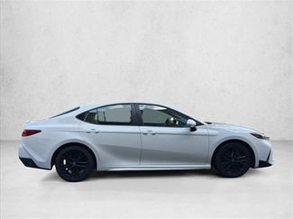 Used 2025 Toyota Camry SE FWD video 4