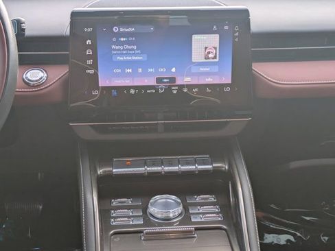 Used 2024 Lincoln Nautilus Black Label image 16