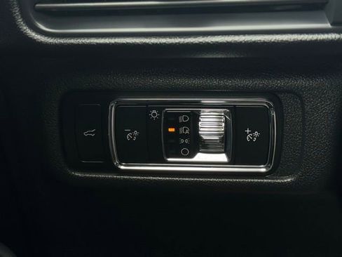 Certified 2024 Lincoln Corsair AWD w/ Equipment Group 101A image 34