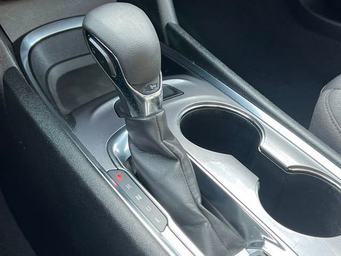 Used 2023 Chevrolet Malibu LT FWD image 28