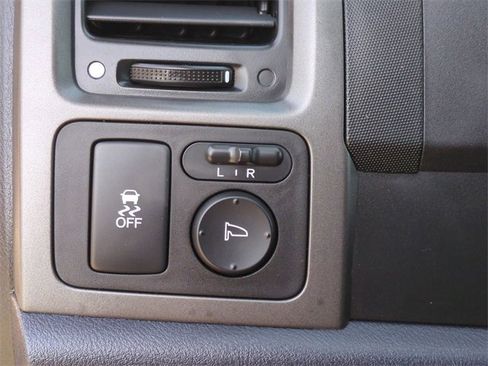 Used 2011 Honda CR-V LX image 16