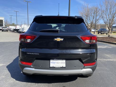 Used 2026 Chevrolet TrailBlazer LT w/ Convenience Package image 8