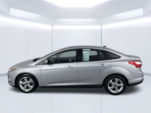 Used 2013 Ford Focus SE FWD image 13