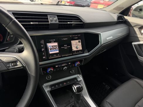Used 2023 Audi Q3 2.0T Premium Plus w/ Premium Plus Package image 17