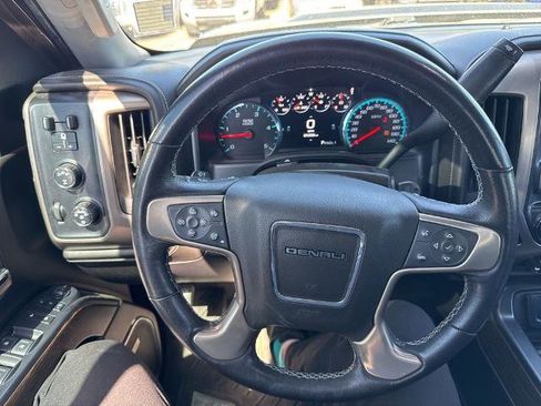 Used 2019 GMC Sierra 2500 Denali w/ Duramax Plus Package AWD/4WD image 6