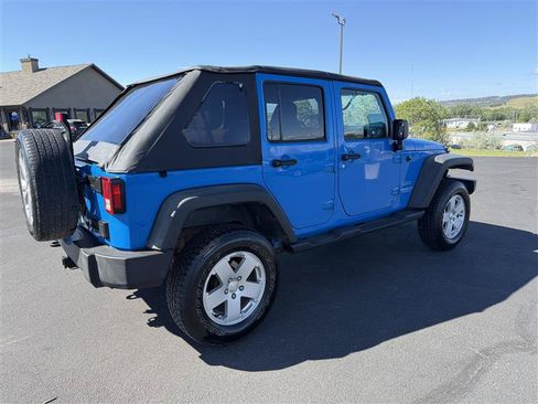 Used 2011 Jeep Wrangler Unlimited Sport w/ Trailer Tow Group AWD/4WD image 7