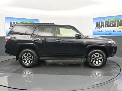 Used 2024 Toyota 4Runner TRD Off-Road Premium image 7