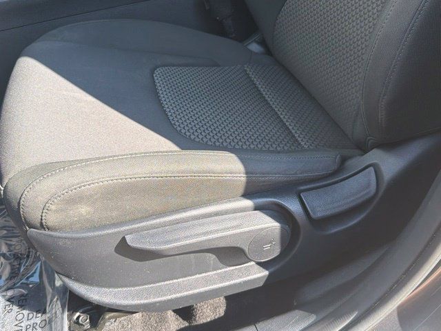 Used 2024 Kia Sportage LX FWD image 19