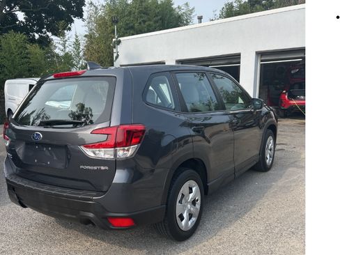 Used 2023 Subaru Forester AWD/4WD image 3