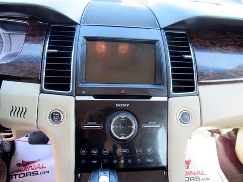 Used 2017 Ford Taurus Limited image 14