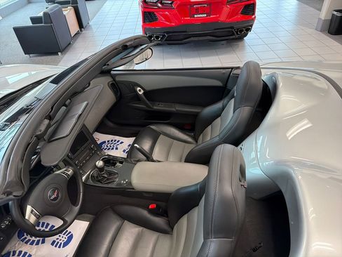 Used 2010 Chevrolet Corvette Grand Sport w/ Preferred Equipment Group RWD image 12