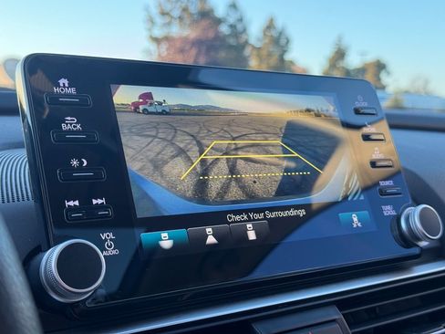 Used 2019 Honda Accord EX image 47