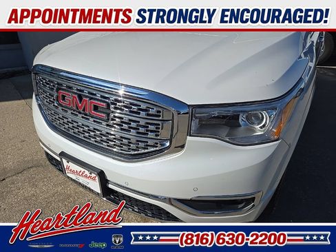 Used 2019 GMC Acadia Denali AWD/4WD image 16