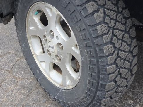 Used 2001 Jeep Grand Cherokee Laredo image 6