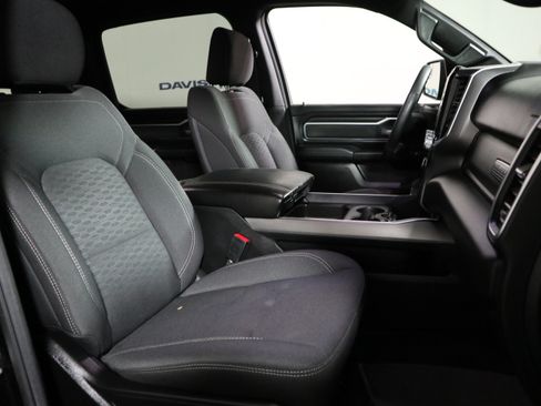 Used 2025 RAM 1500 Big Horn AWD/4WD image 16