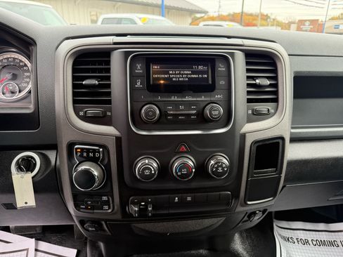 Used 2019 RAM 1500 Tradesman w/ Chrome Appearance Group image 11