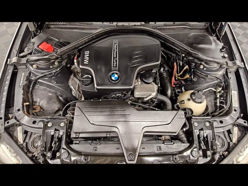 Used 2013 BMW 320i xDrive Sedan AWD/4WD image 41