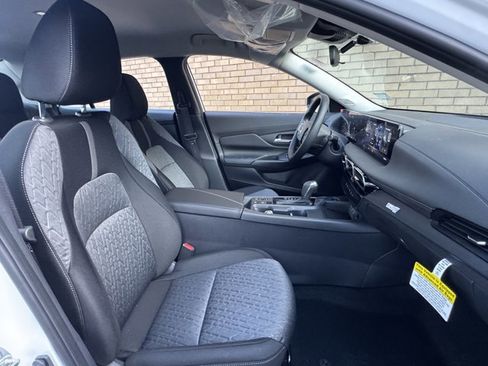 New 2026 Nissan Sentra SV w/ Floor Mat Package image 6