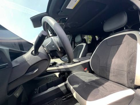 Certified 2023 Kia EV6 GT-Line w/ GT-Line Suede Seat Package AWD/4WD image 18