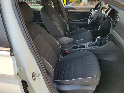 Used 2023 Volkswagen Jetta Sport FWD image 17