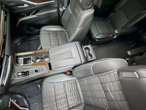 Used 2021 Cadillac Escalade ESV Sport Platinum image 23